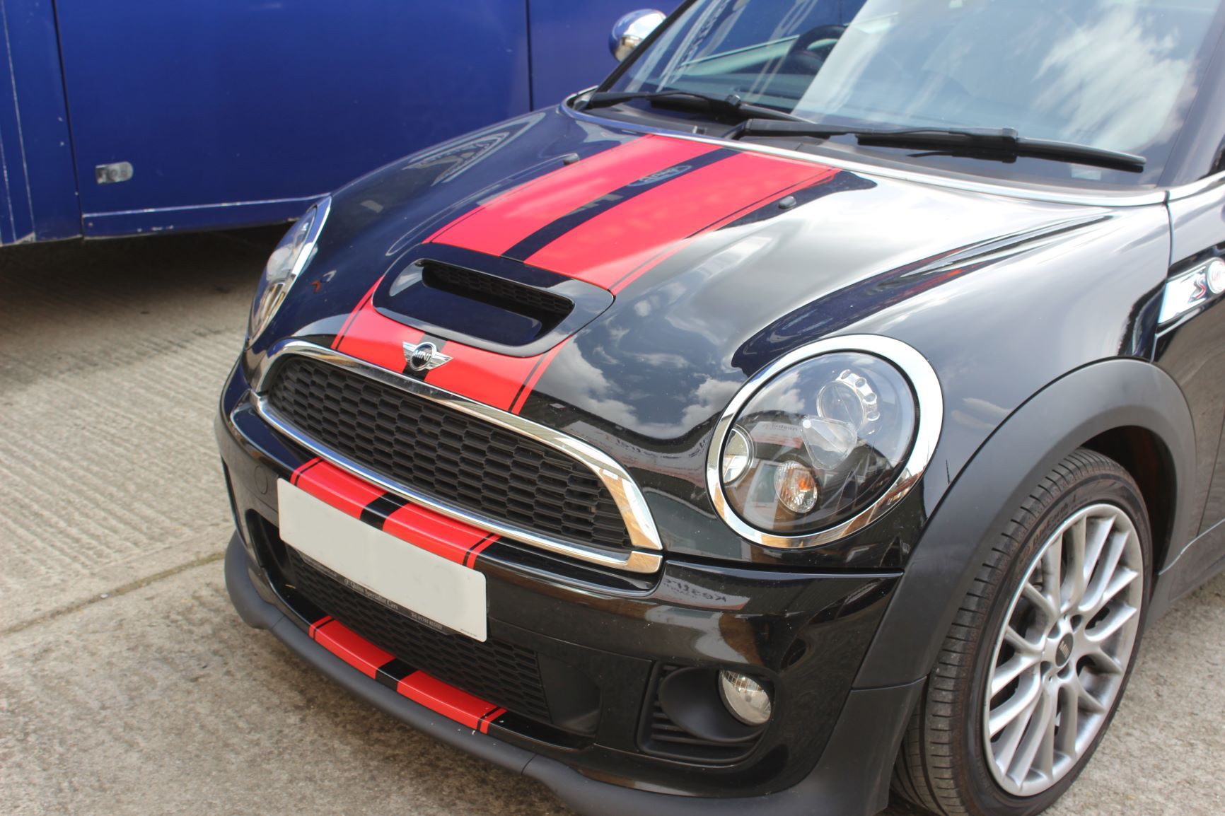 Mini Stripes Front